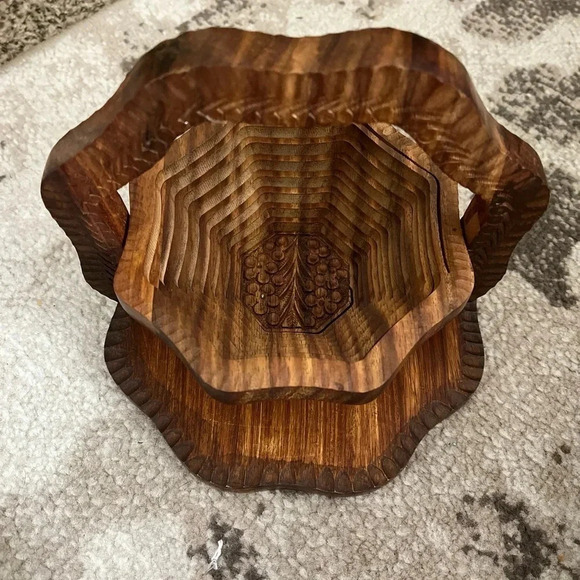 The Wooden Basket Co. Collapsing Basket - Picture 4 of 16